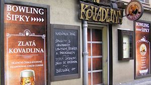 Zlatá Kovadlina - restaurace a bowling
