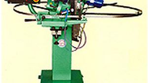 OWM-4: poloautomat na úzké pilové pásy