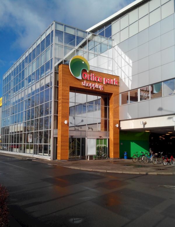 Orlice park shopping – obchodní centrum s dětským koutkem zdarma - fotografie 3/22